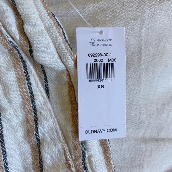 NWT striped linen shorts - Picture 2 of 3